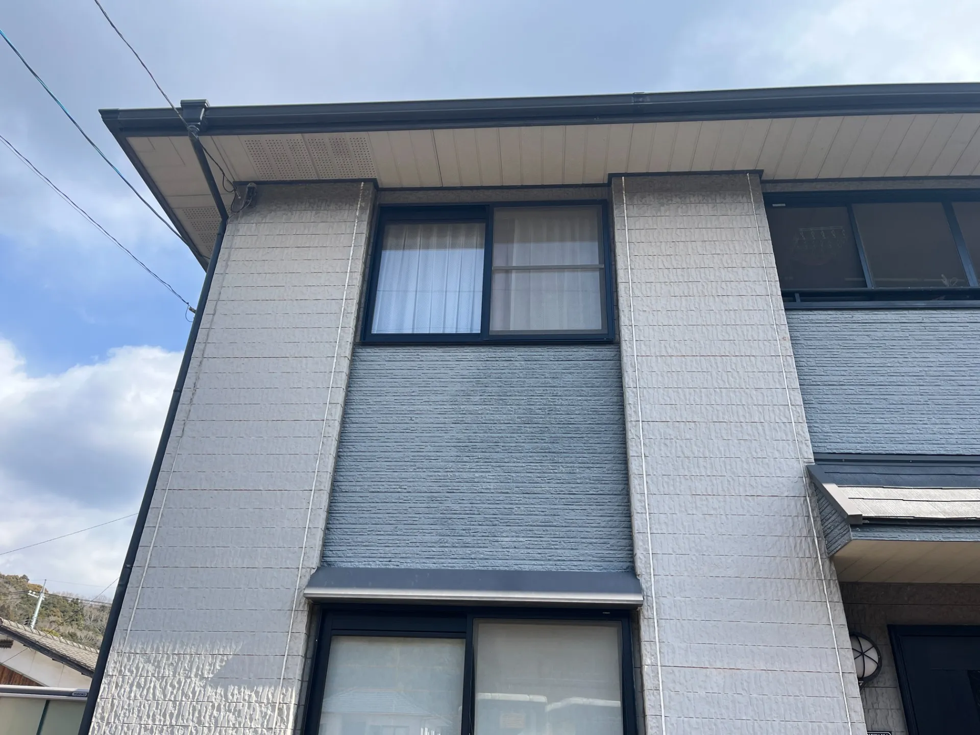 【危険信号④】色あせ・ツヤ引けは“塗膜の限界サイン”です！