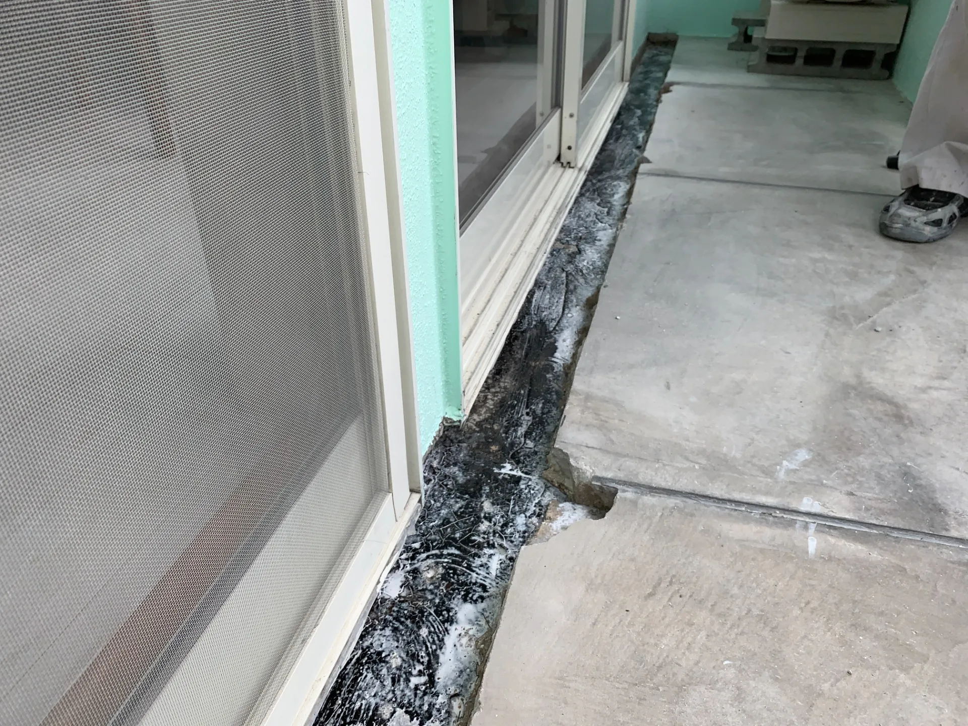 バルコニーサッシ下