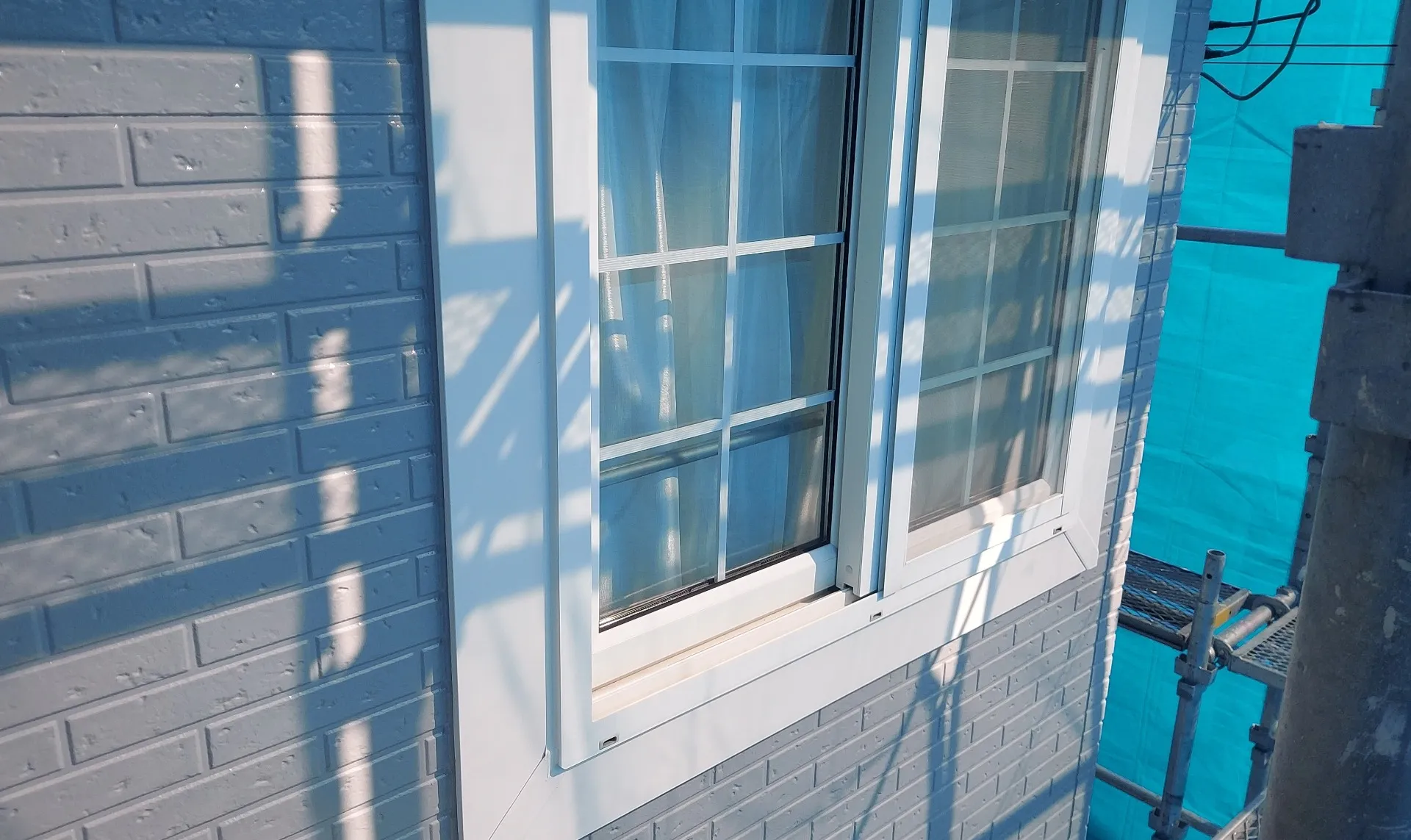 集合住宅 外壁塗装 施工後 グレー系に刷新された外観