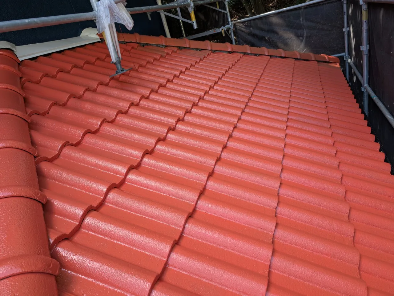 屋根塗装後の様子
